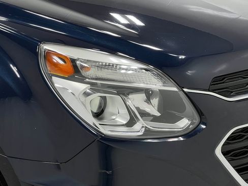 Used 2017 Chevrolet Equinox LS FWD image 33