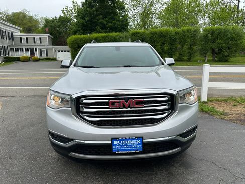 Used 2017 GMC Acadia SLT AWD/4WD image 2