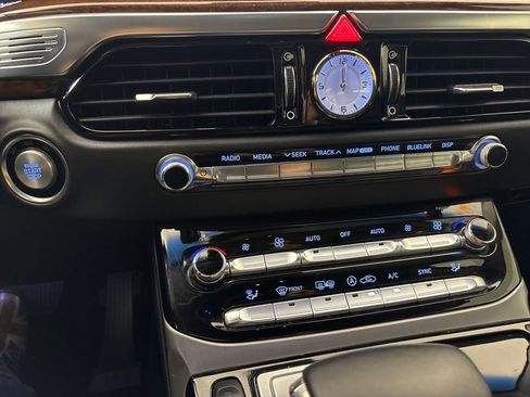 Used 2017 Genesis G90 5.0 Ultimate image 31