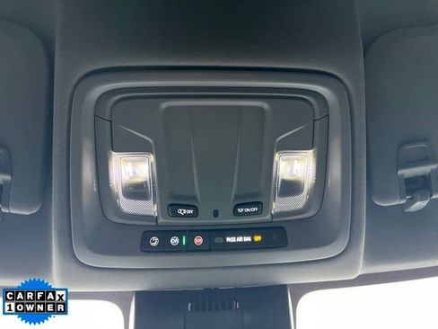 Used 2025 Chevrolet Silverado 1500 LT image 27