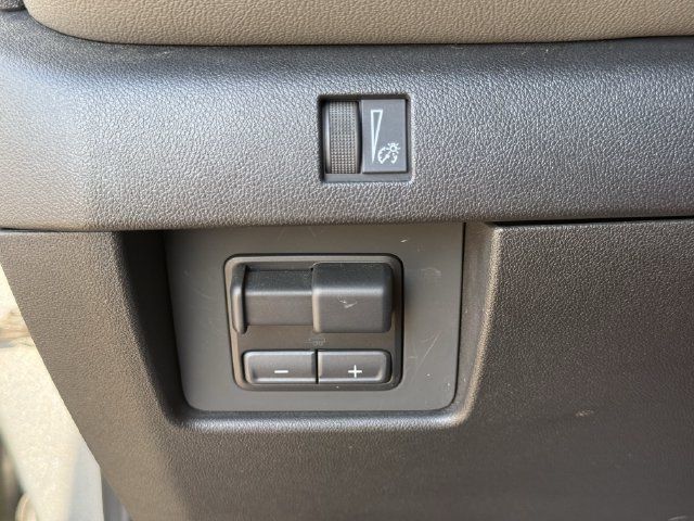 Certified 2025 Chevrolet Colorado ZR2 w/ Technology Package AWD/4WD image 25