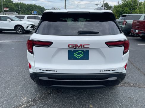 Certified 2026 GMC Terrain Elevation w/ Elevation Premium Package FWD image 4