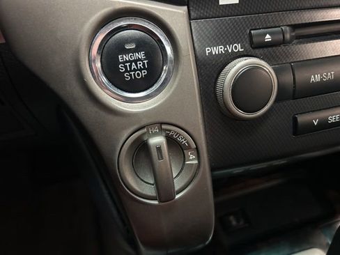 Used 2009 Toyota Land Cruiser AWD/4WD image 25