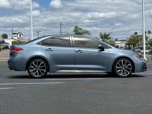 Used 2022 Toyota Corolla SE w/ SE Premium Package FWD image 6