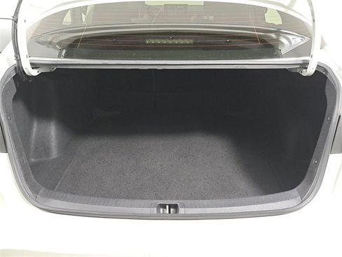 Used 2021 Toyota Corolla SE image 10