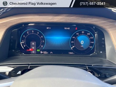 Used 2025 Volkswagen Atlas SE image 33