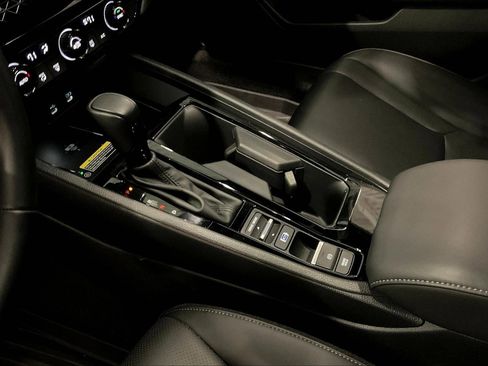 Used 2025 Honda Accord Sport image 18