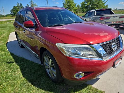 Used 2014 Nissan Pathfinder Platinum w/ Platinum Premium Package AWD/4WD image 7