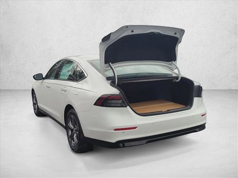 New 2026 Honda Accord EX-L image 9