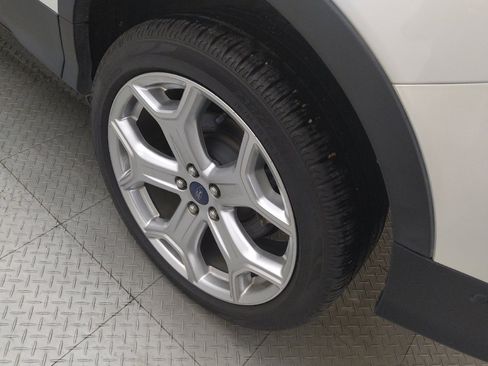 Used 2019 Ford Escape Titanium FWD image 31