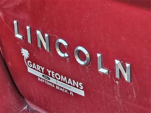 Used 2013 Lincoln MKX AWD image 17