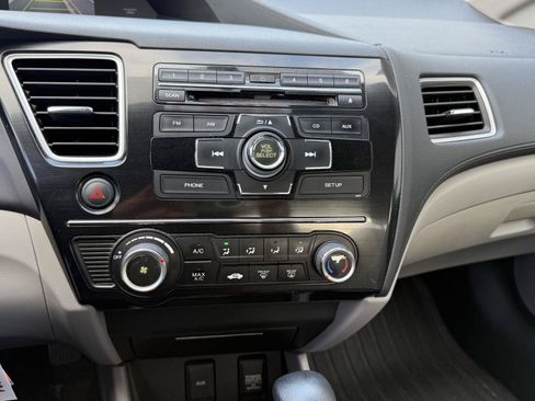 Used 2013 Honda Civic LX image 15