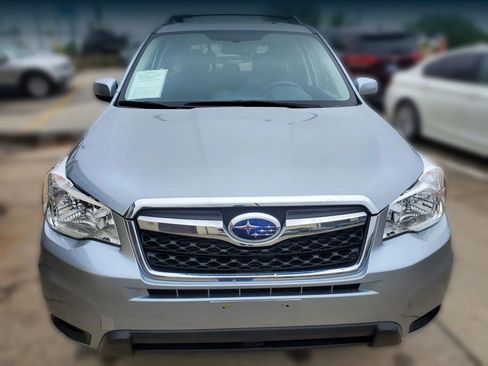 Used 2016 Subaru Forester 2.5i Premium w/ All-Weather Package AWD/4WD image 6