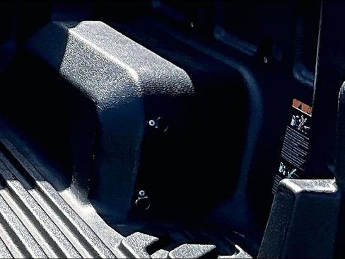 Certified 2023 Chevrolet Silverado 1500 LT image 7