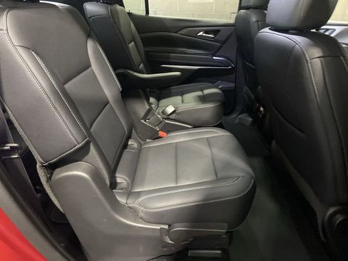 Certified 2025 Chevrolet Traverse LT AWD/4WD image 26