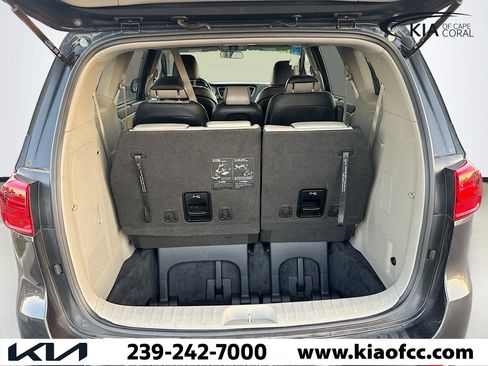 Certified 2021 Kia Sedona EX image 12