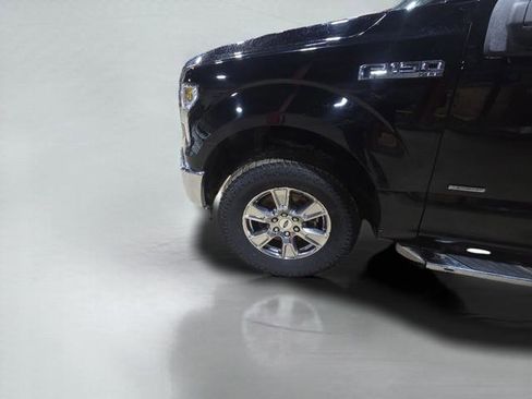 Used 2017 Ford F150 XLT w/ Equipment Group 302A Luxury image 15