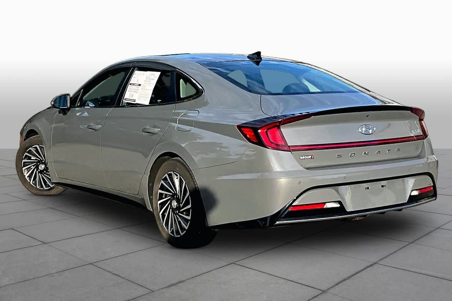Used 2021 Hyundai Sonata Limited FWD image 12