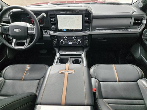 Used 2024 Ford F450 Platinum image 34