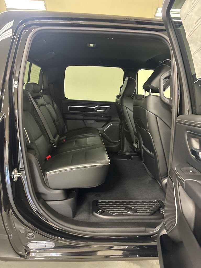 New 2026 RAM 1500 Laramie w/ Sport Appearance Package AWD/4WD image 30