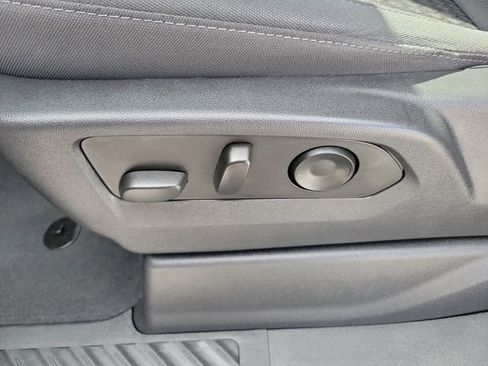 Used 2023 Chevrolet Silverado 1500 Custom image 20