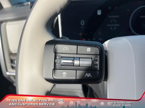 Used 2025 Hyundai Santa Fe Calligraphy image 15