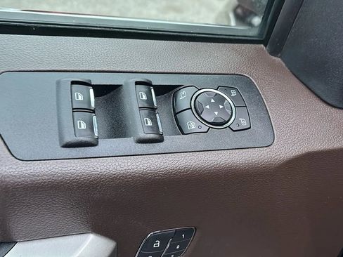 Used 2019 Ford F150 King Ranch w/ Equipment Group 601A Luxury image 11