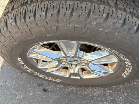 Used 2015 Ford F150 XLT w/ Equipment Group 302A Luxury image 10