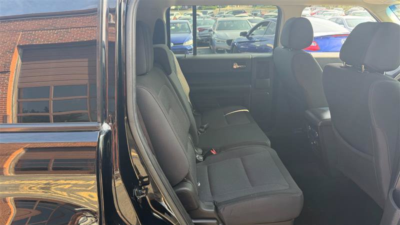 Used 2018 Ford Flex SE FWD image 8