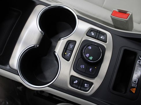 Used 2020 GMC Terrain Denali w/ Denali Premium Package image 34