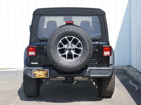 Used 2024 Jeep Wrangler Sport AWD/4WD image 6