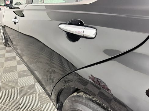 Used 2023 Nissan Altima 2.5 S FWD image 24