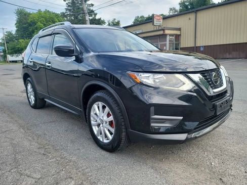Used 2019 Nissan Rogue SV AWD/4WD image 3
