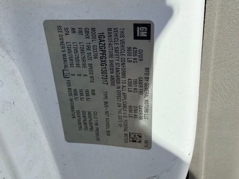 Used 2016 Chevrolet Express 3500 LT w/ LT Preferred Equipment Group RWD image 8