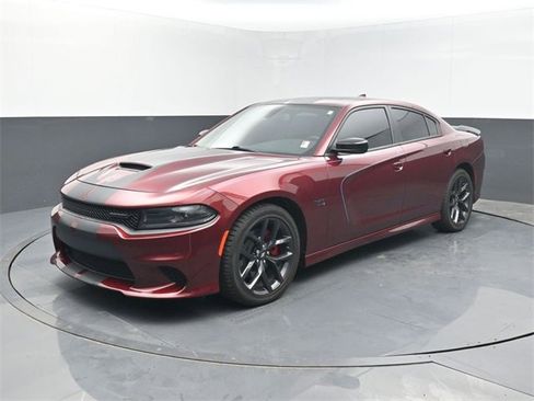 Used 2023 Dodge Charger R/T w/ Blacktop Package image 2