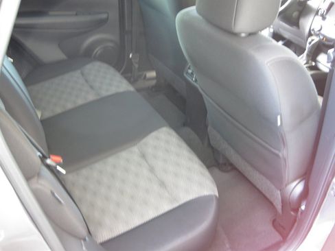 Used 2021 Nissan Rogue Sport SV FWD image 30