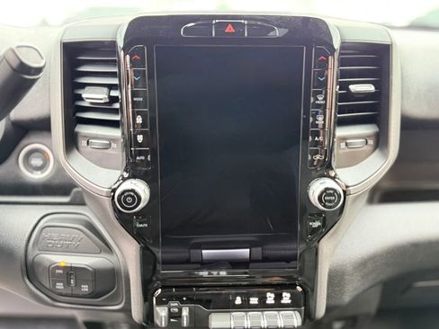 New 2026 RAM 3500 Tradesman AWD/4WD image 15
