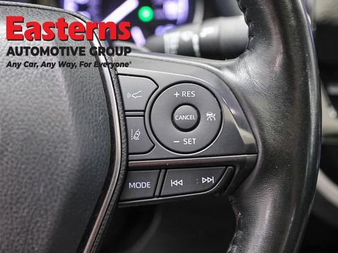 Used 2024 Toyota Camry SE w/ Cold Weather Package FWD image 16