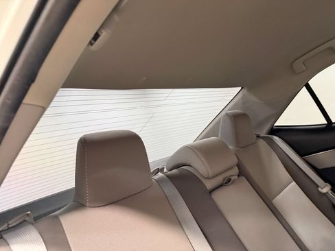 Used 2017 Toyota Corolla L FWD image 67