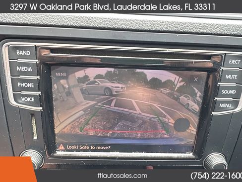 Used 2017 Volkswagen Jetta SE FWD image 50