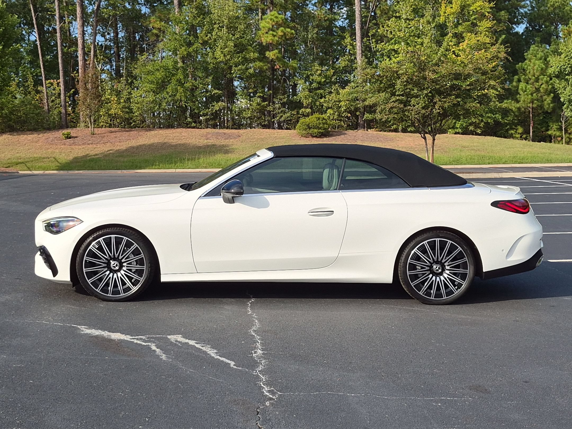 New 2027 Mercedes-Benz CLE 450 4MATIC Cabriolet image 7