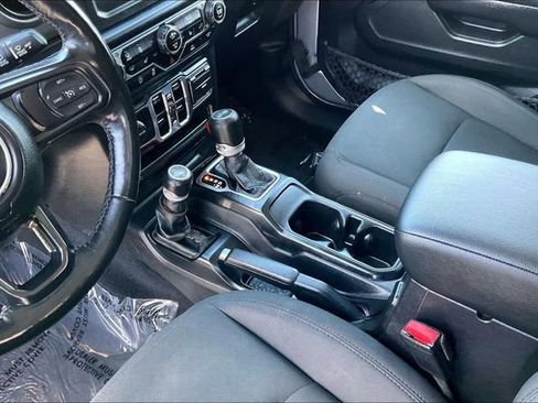 Used 2021 Jeep Wrangler Unlimited Sport AWD/4WD image 17