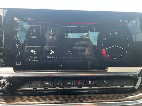 Used 2022 GMC Sierra 1500 Elevation w/ Preferred Package AWD/4WD image 15