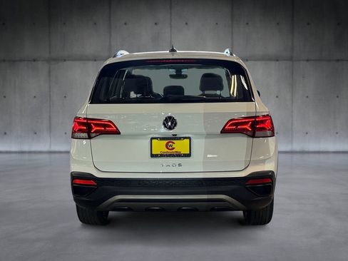 Used 2023 Volkswagen Taos S FWD image 4