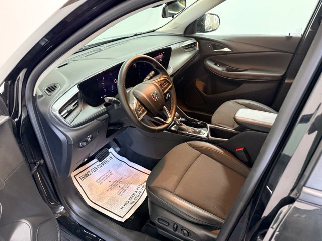 Used 2024 Buick Encore GX Preferred w/ Comfort Package FWD image 16