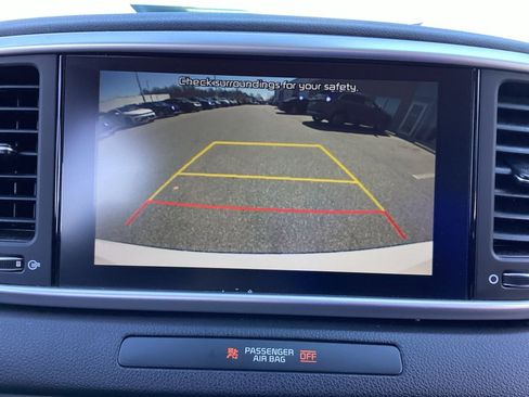 Used 2022 Kia Sportage LX FWD image 23