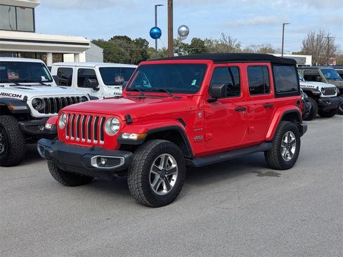 Used 2018 Jeep Wrangler Unlimited Sahara image 9