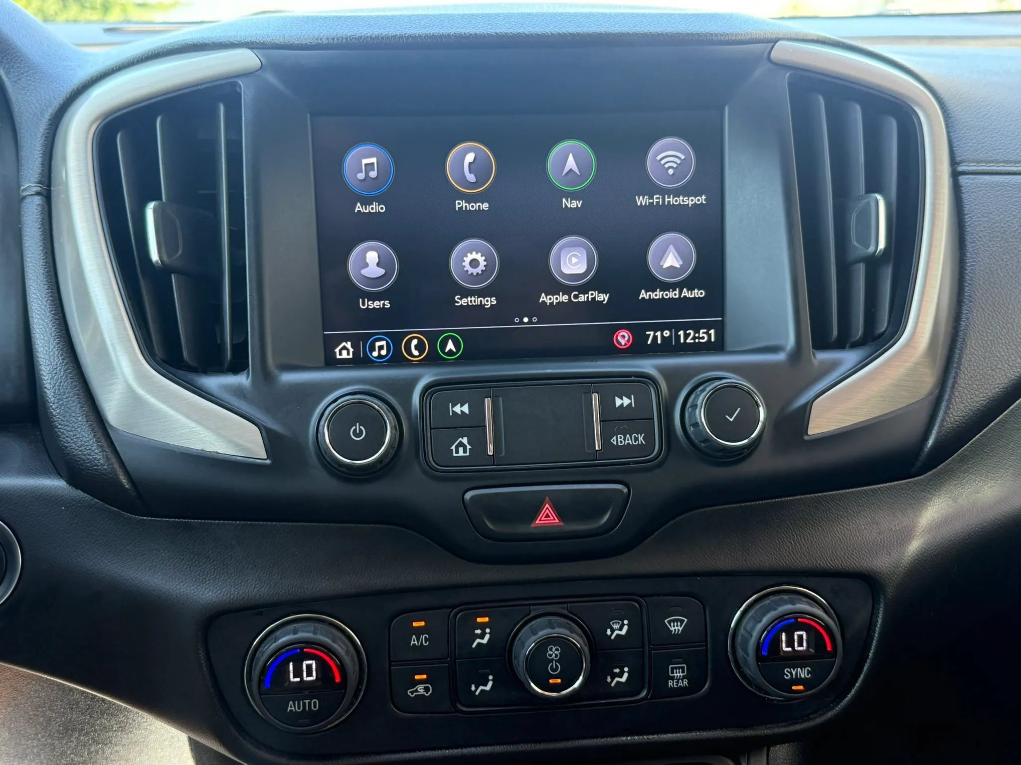 Used 2019 GMC Terrain Denali w/ Advanced Safety Package AWD/4WD image 15