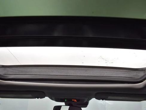 Used 2023 Chevrolet Malibu LT FWD image 19