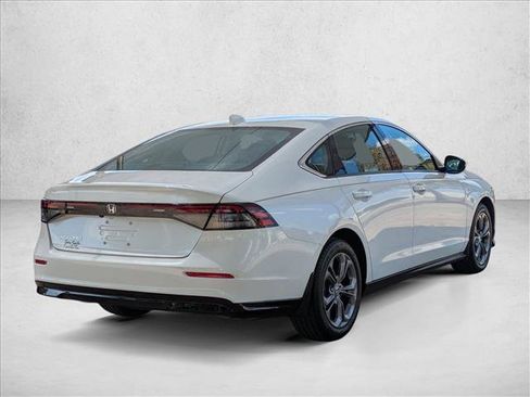 Certified 2023 Honda Accord EX image 5